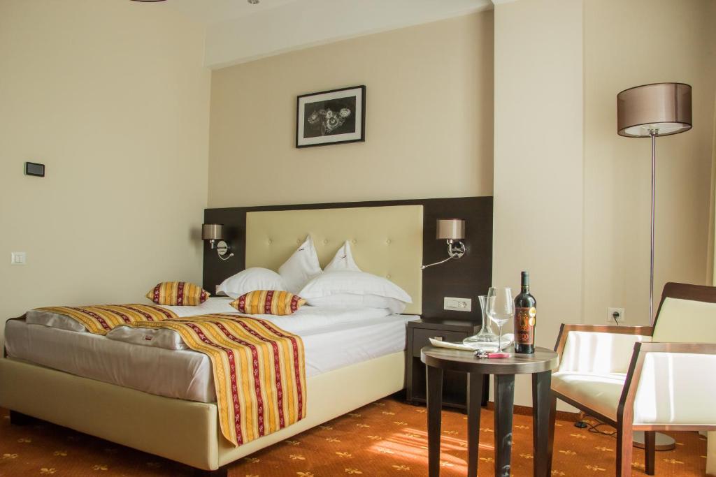 Salis Hotel si Restaurant Turda