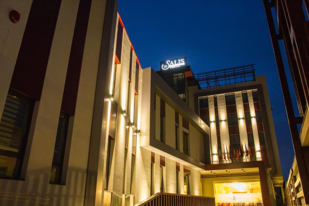 Salis Hotel si Restaurant Turda