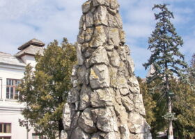 Monumentul Eroilor Aviatori din Turda