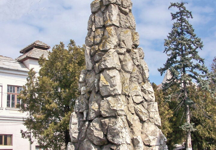 Monumentul Eroilor Aviatori din Turda
